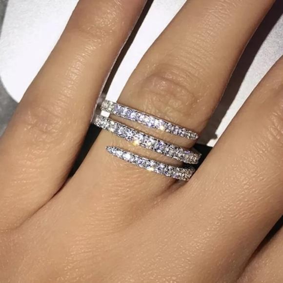 NEW 925 STERLING SILVER DIAMOND RING, CUTE RING, SHINY RING. - Picture 2 of 5